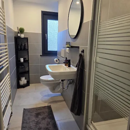 Luanjo - Apartment Celle